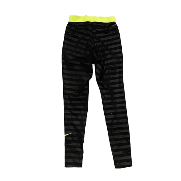COPY - Nike Pro Black Striped Leggings size Small - Picture 2 of 5